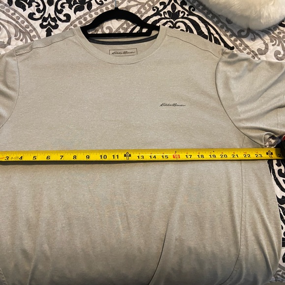 Eddie Bauer t shirt for sale - Picture 6 of 6